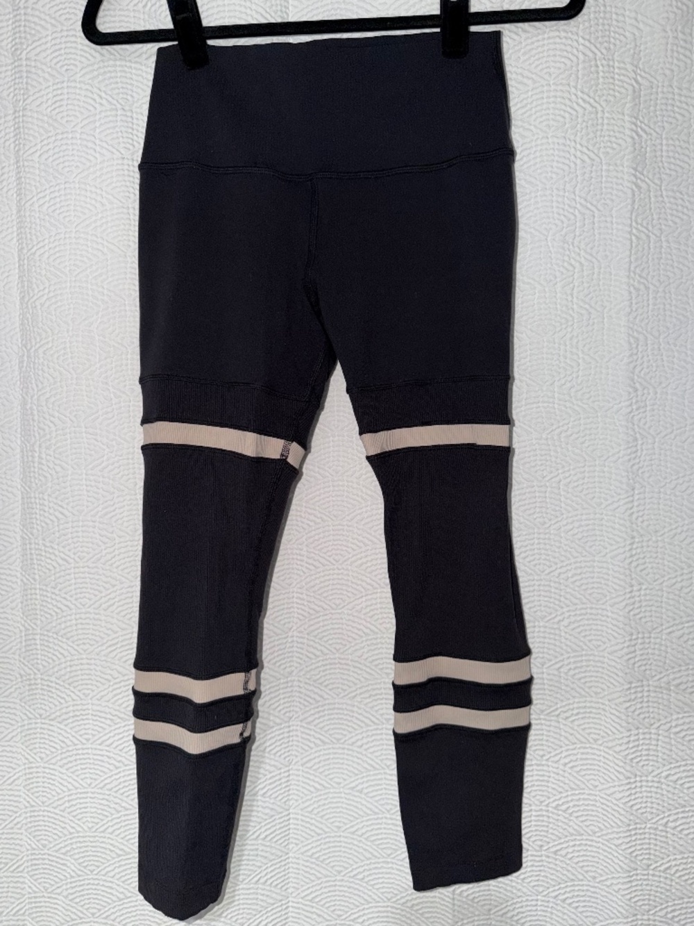 Alo Yoga Leggings, Black with White Stripes, M